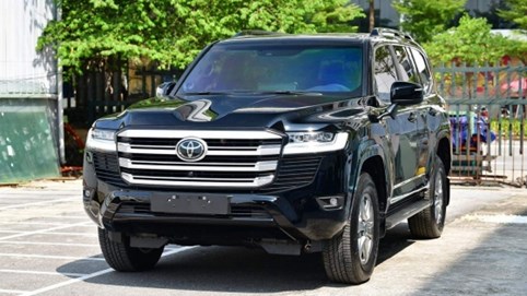 Toyota Việt Nam thông báo triệu hồi Land Cruiser 300 do lỗi phần mềm hộp số