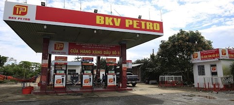 Doanh nghiệp xăng dầu Bách Khoa Việt bị cưỡng chế dừng làm thủ tục hải quan vì nợ thuế