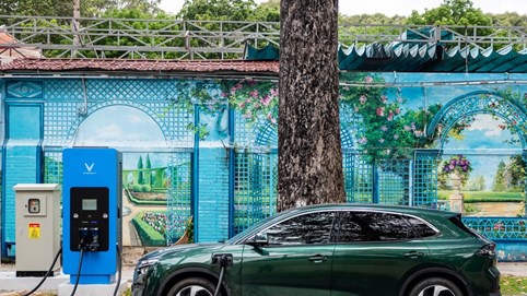 Đề xuất gia hạn thuế tiêu thụ đặc biệt ô tô điện đến năm 2030