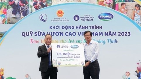 Vinamilk & Quỹ sữa Vươn cao Việt Nam khởi động hành trình năm thứ 16 tại Quảng Ninh