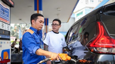 Giá xăng, dầu tiếp tục giảm