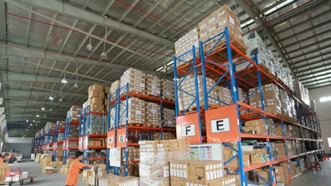 Digiworld (DGW): Lãi quý 1 tăng gần 90% nhưng tiền mặt giảm hơn 752 tỷ đồng, vẫn ôm danh mục cổ phiếu gần 790 tỷ đồng