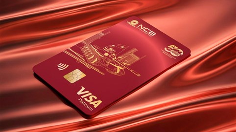 Thẻ tín dụng NCB phiên bản đặc biệt mừng 30/4: Một chiếc thẻ, hai giá trị
