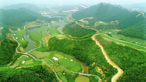 Rao bán Sân golf Hilltop Valley Hòa Bình, ra giá 2.500 tỷ đồng?