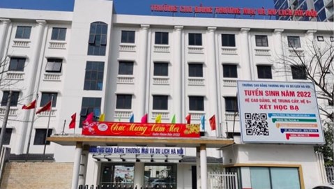 Nghi vấn nhiều thiết bị trúng thầu cao hơn thị trường tại Trường Cao đẳng Thương mại và Du lịch Hà Nội