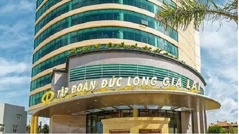 Đức Long Gia Lai (DLG): Tiền mặt chỉ còn 15 tỷ đồng và nợ phải trả hơn 3.200 tỷ đồng trước ngày đề cử cựu Giám đốc Sở Công Thương vào HĐQT