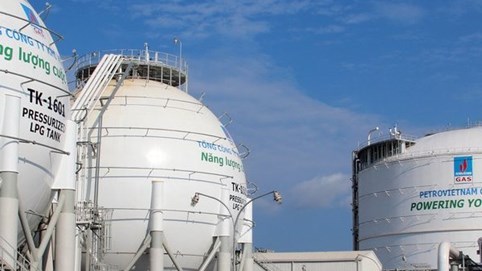 Phong toả gần 13 tỷ đồng của Công ty Xây lắp Dầu khí tại Vietinbank