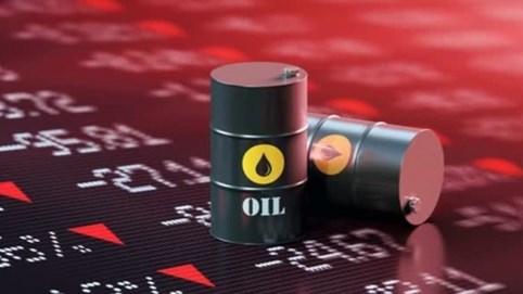 Giá dầu đảo chiều đi lên, chiếm lại mốc 70 USD/thùng