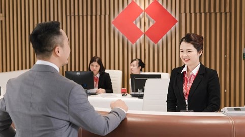 Techcombank tiếp tục dẫn dắt ngành ngân hàng với nhiều "top 1" toàn ngành