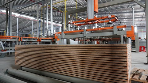 Hòa Phát đầu tư sản xuất ván sàn cao cấp, mở rộng dải sản phẩm