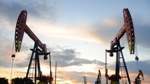 Giá dầu WTI và Brent cùng giảm