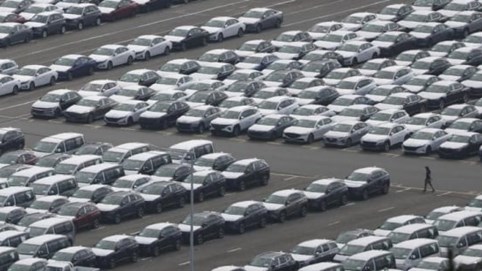Kia Corp., BMW Korea và Hyundai Motor Co. triệu hồi xe