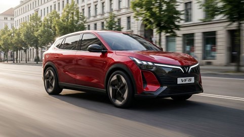 Trang bị “đúng thứ người dùng cần”, giá ưu đãi, chuyên gia đánh giá VinFast VF 8 mới là chiếc SUV thực dụng không nên bỏ lỡ