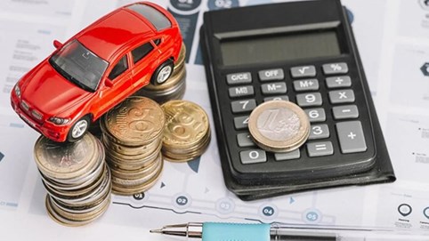 Vay mua ô tô, áp lực mỗi tháng tốn chục triệu nuôi xe của ngân hàng?