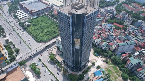 Cận cảnh Summit Building: Chậm bàn giao gần 3 năm vẫn rao bán rầm rộ