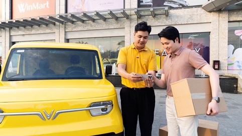 Chủ xe nói về EC Van: Không ghì côn, không ép số, chạy hàng mỗi ngày đỡ mệt hơn, tiền đầy túi hơn