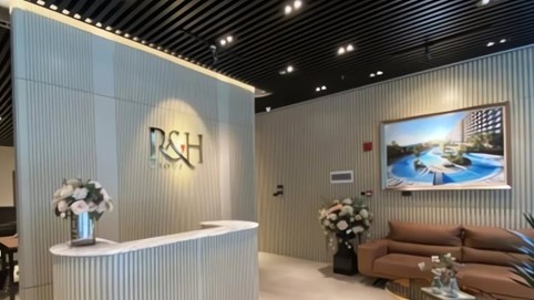 Tập đoàn R&H tiếp tục bị xử phạt, áp lực trả nợ trái phiếu ngày một lớn