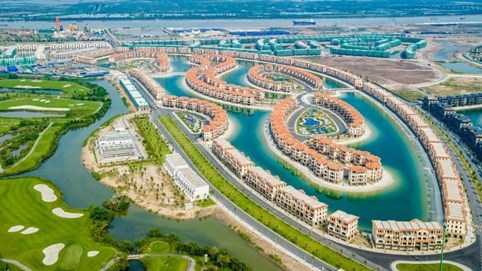 Vinhomes Royal Island đón làn sóng cư dân dịch chuyển về Bắc sông Cấm