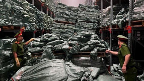 An Bình Group và đường dây tiêu thụ hơn 10.000 tấn chân gà nhập lậu