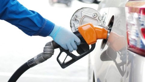 Giá dầu thế giới phục hồi sau khi giảm 3%