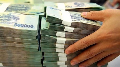 Thống đốc được cho vay lãi suất 0%, không tài sản đảm bảo
