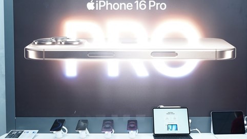 Giá iPhone 16 giảm đồng loạt, iPhone cũ giảm 'sập sàn', có nên mua ngay?