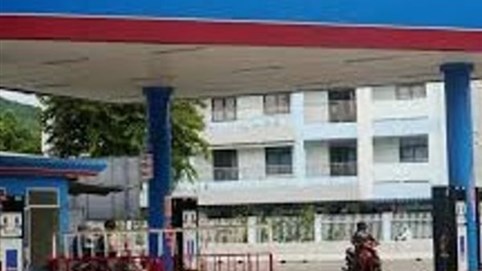 PV Oil miền Trung phản hồi vụ nhân viên cây xăng không nhận chuyển khoản