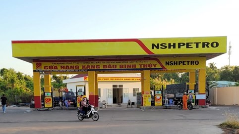 PSH: 'Đại gia xăng dầu' miền Tây trắng doanh thu, ôm núi nợ