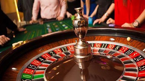 Bộ Tài chính đề xuất người Việt muốn vào chơi tại casino phải mua vé 2,5 triệu đồng/ngày