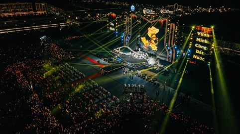Mãn nhãn với “siêu sân khấu” tại Đại nhạc hội T&T City Millennia