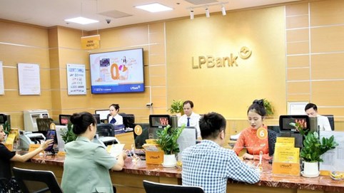LPBank dự chi hơn 2.100 tỷ đồng mua lại trái phiếu trước hạn