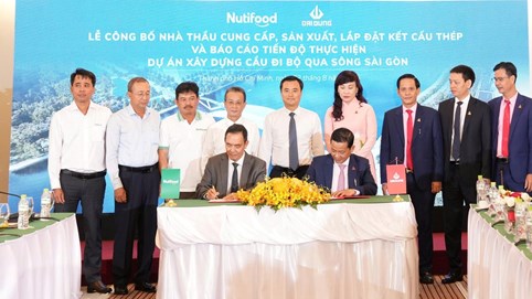 Nutifood công bố nhà thầu cung cấp, sản xuất và lắp đặt kết cấu thép cho dự án cầu đi bộ qua sông Sài Gòn