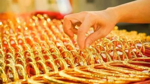 Giá vàng thế giới tăng, trong nước đi ngang