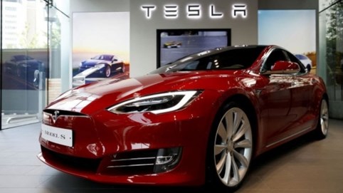 Lỗi phần mềm, gần 1,1 triệu ô tô điện Tesla bị triệu hồi khẩn