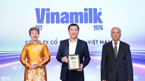 Vinamilk lần thứ 14 liên tiếp được vinh danh Top 50 công ty kinh doanh hiệu quả nhất Việt Nam