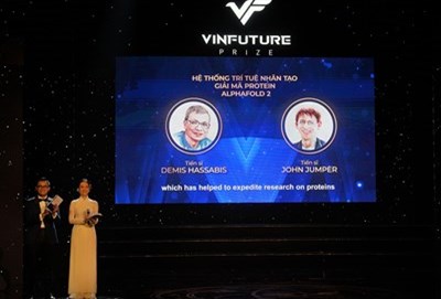 Hai chủ nhân giải thưởng VinFuture nhận giải Nobel Hóa học 2024