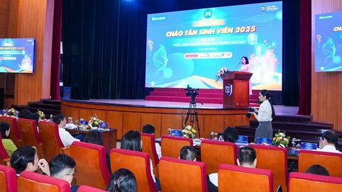 Đề xuất các giải pháp phát triển nguồn nhân lực ngành Ngân hàng trong thời đại AI