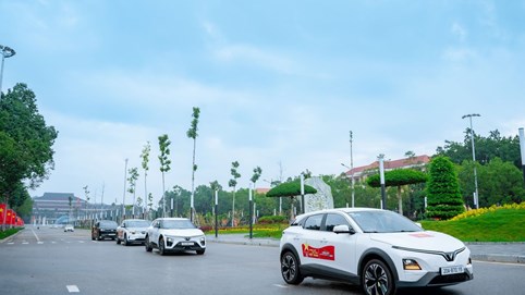 VinFast chinh phục người dùng với những đặc quyền hậu mãi 5 sao