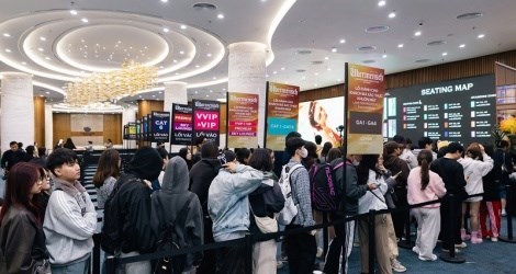 Fan đổ về Ocean City check in G-DRAGON 2025 WORLD TOUR [Übermensch] IN HANOI, háo hức chờ concert lịch sử