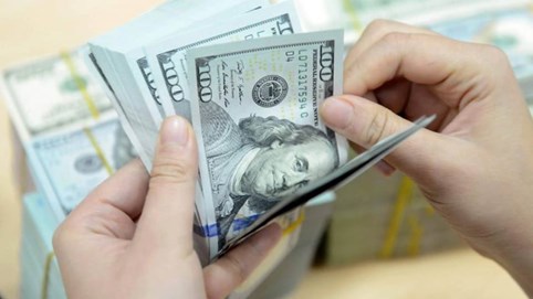 Giá USD tự do quay đầu giảm mạnh