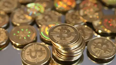 Bitcoin lao dốc, nguyên nhân đến từ vàng và bạc