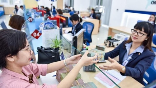 Ngân hàng, bảo hiểm, bất động sản… có thể không được giảm thuế VAT 2%