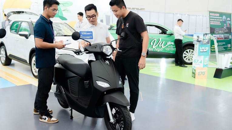 Giải mã sức hút của xe máy điện VinFast Vero X