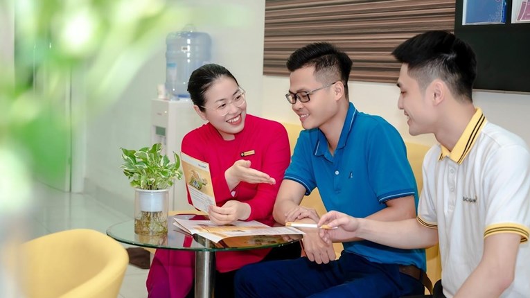 FITCH RATINGS lần đầu xếp hạng tín nhiệm BAC A BANK ở mức “B+”, Triển vọng Ổn định