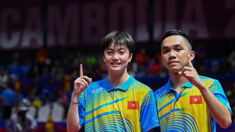 Từ Hà Nội T&T đến CAND - T&T: Hành trình 18 năm bóng bàn của bầu Hiển