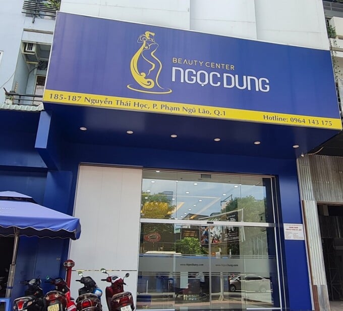 Cuối năm 2022, Thẩm mỹ viện Ngọc Dung Chi nh&aacute;nh Nguyễn Th&aacute;i Học từng bị Thanh tra Sở Y tế Tp.HCM phạt số tiền 94 triệu đồng; tước quyền sử dụng giấy ph&eacute;p hoạt động kh&aacute;m, chữa bệnh trong thời hạn 3 th&aacute;ng; tước quyền sử dụng chứng chỉ h&agrave;nh nghề kh&aacute;m, chữa bệnh đối với người chịu tr&aacute;ch nhiệm chuy&ecirc;n m&ocirc;n của cơ sở trong thời hạn 2 th&aacute;ng