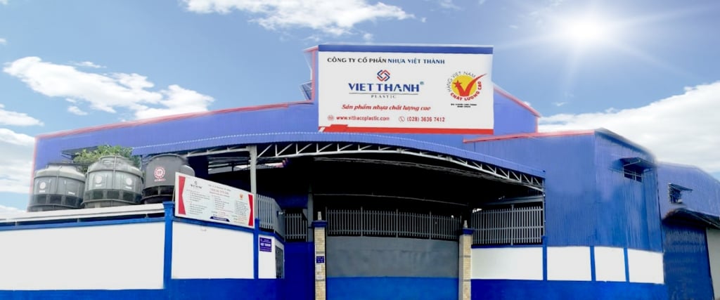 Bị phạt vì công bố sai lệch BCTC, Nhựa Việt Thành làm ăn ra sao? - Ảnh 1