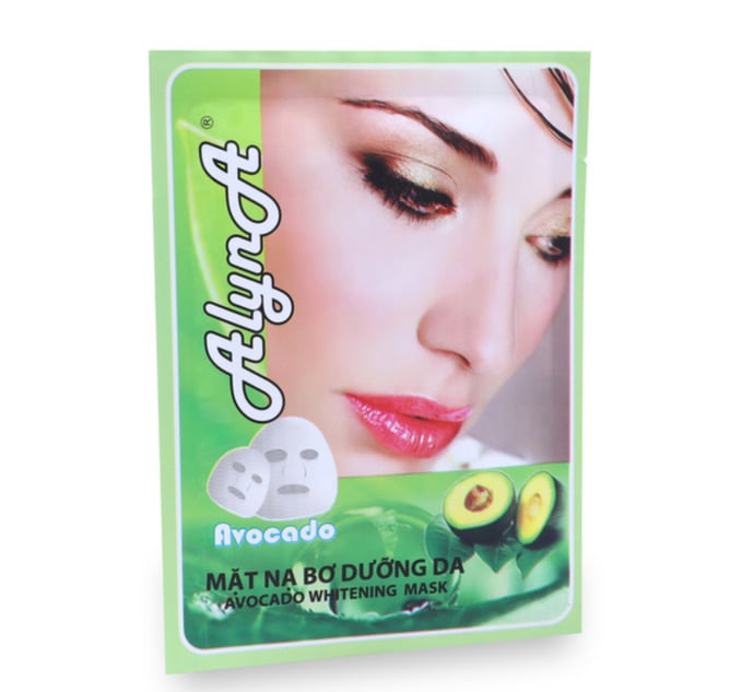 Trước đ&oacute;, ng&agrave;y 6/12, Cục Quản l&yacute; Dược - Bộ Y tế đ&atilde; c&oacute; th&ocirc;ng b&aacute;o về việc đ&igrave;nh chỉ lưu h&agrave;nh, thu hồi tr&ecirc;n to&agrave;n quốc l&ocirc; sản phẩm Mặt nạ bơ dưỡng da, nh&atilde;n h&agrave;ng Alyna do C&ocirc;ng ty TNHH sản xuất thương mại xuất nhập khẩu Tạ Minh Quang sản xuất