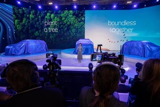 VinFast c&#244;ng bố chiến lược thuần điện v&#224; dải sản phẩm ho&#224;n thiện tại CES 2022 - Ảnh 1