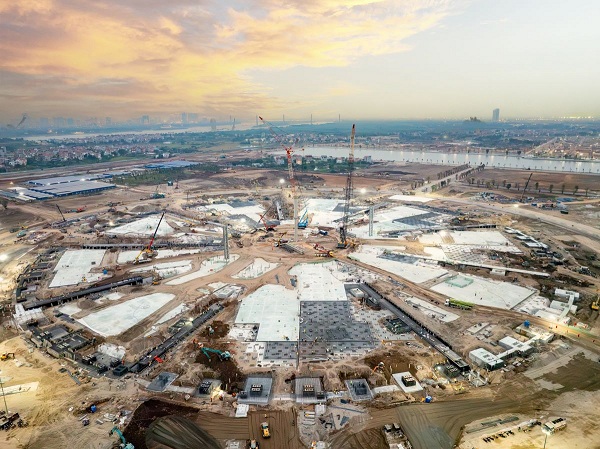 The Grand Expo trong l&ograve;ng Vinhomes Global Gate dự kiến sẽ c&aacute;n đ&iacute;ch tiến độ v&agrave;o 7/2025 &nbsp;